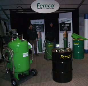 Lamma 16 Stand